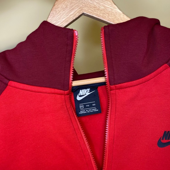 Nike Zip-Up Sweatshirt - Picture 6 of 7